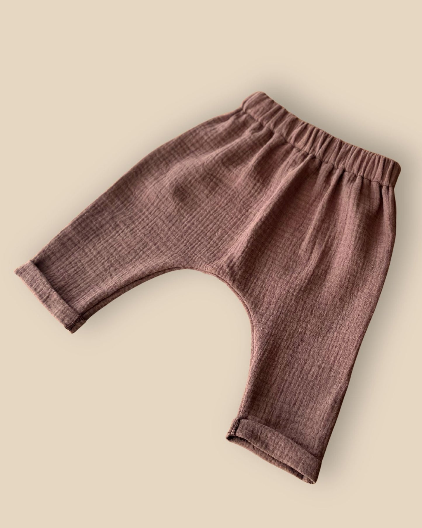 Rjave dolge muslin hlacke